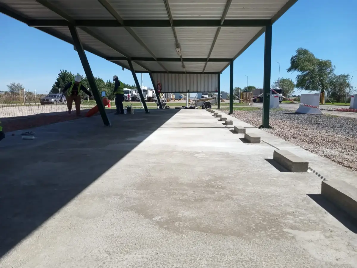 Estacionamiento — obra civil ejecutada por Agrocivil